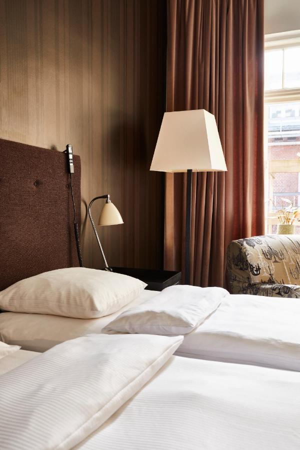 Zweibettzimmer Smart Bed